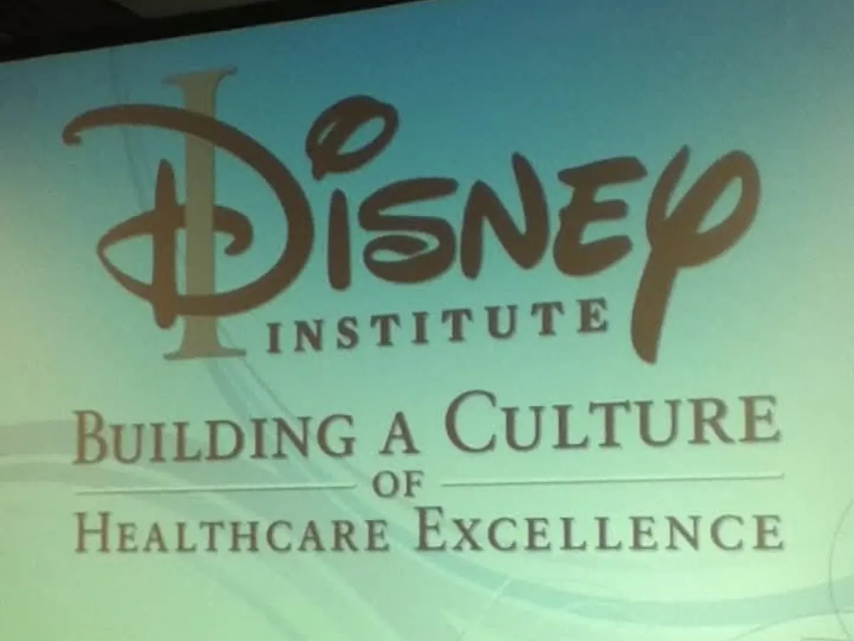 Disney-Institute-Victor-Sañudo-Diez-Quiropractico-en-Veracruz